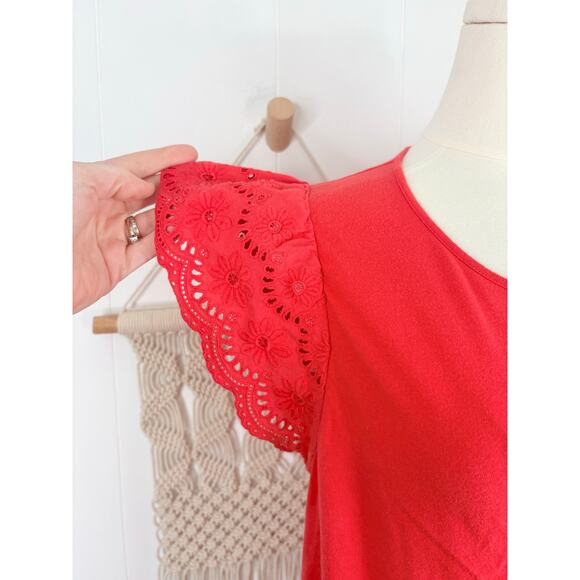 J. Crew Eyelet Flutter Sleeve Top Size Large Red Floral Crochet Cap Sleeve - Picture 3 of 7